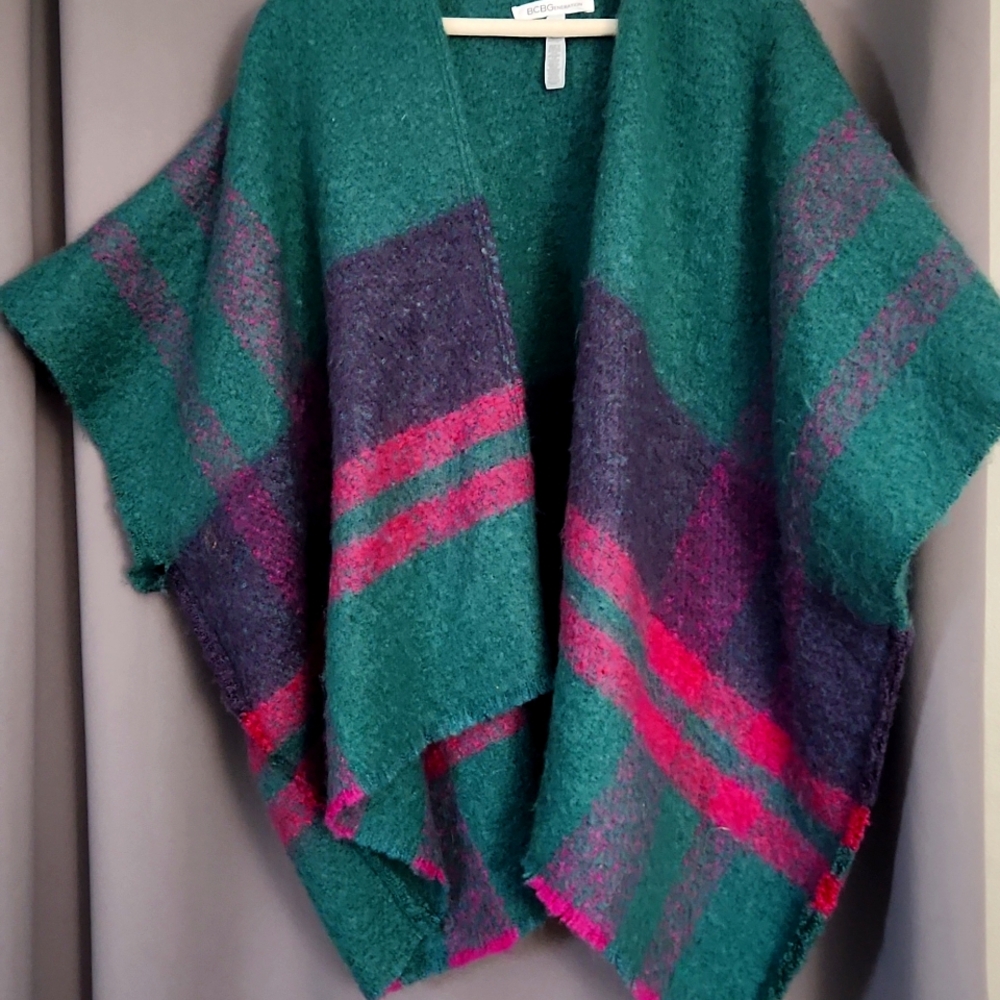 BCBG Shawl